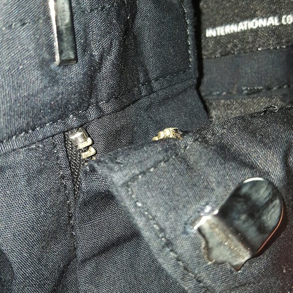 INC International Concepts Cargo Pants Mens 33x30 Black Many Zippers & Pockets - Picture 6 of 10